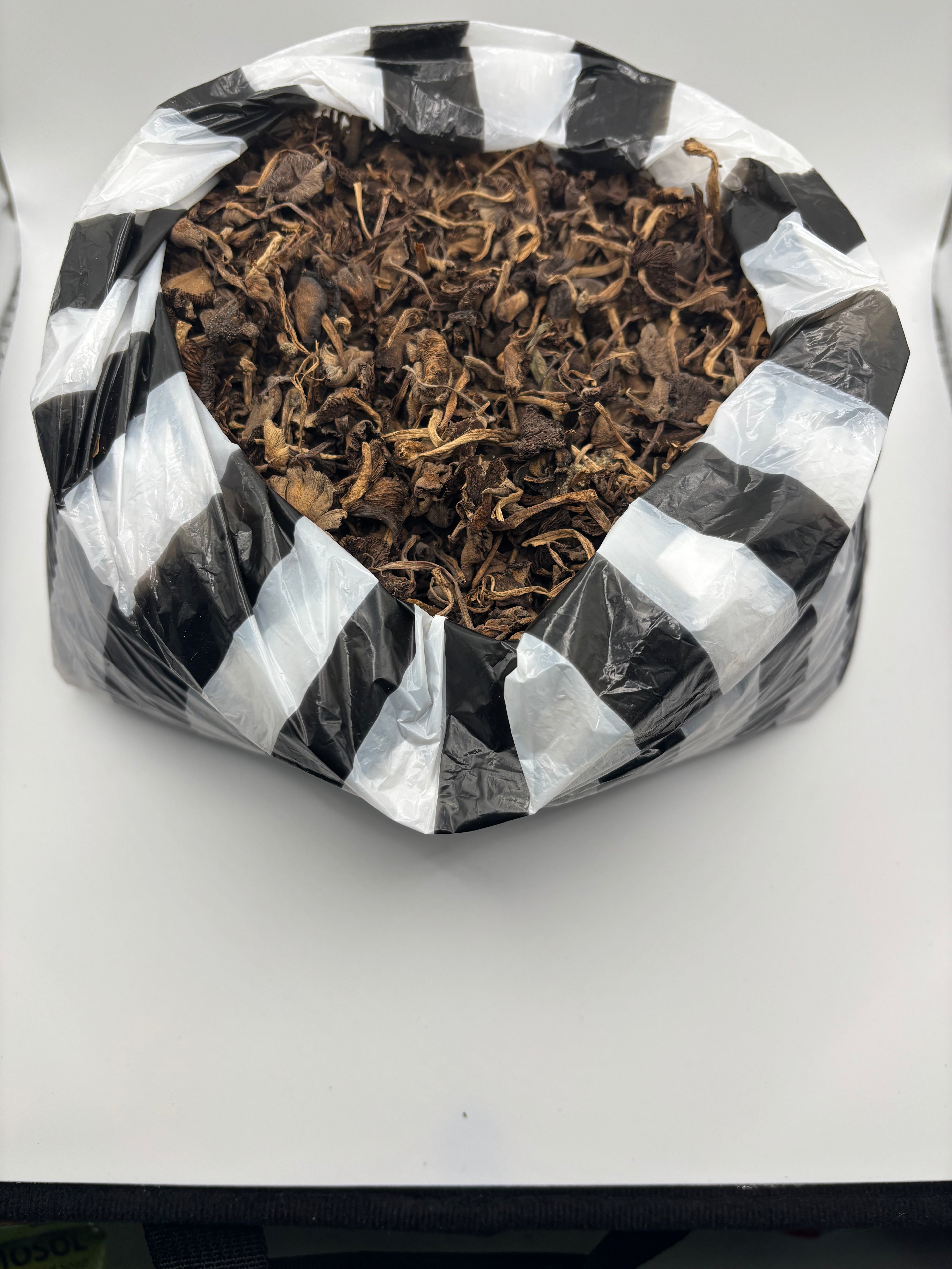 Djondjon Dried Haitian Mushroom – 1 Mamit